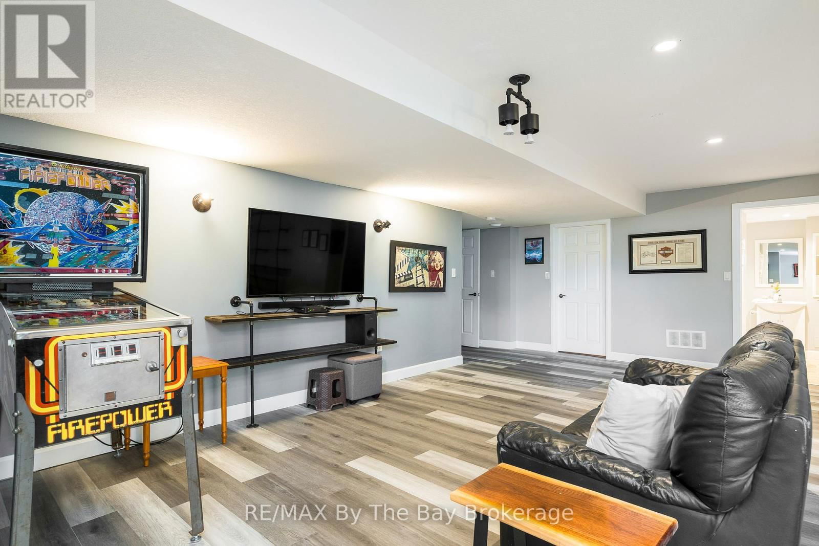 35 FALVO STREET Image 26