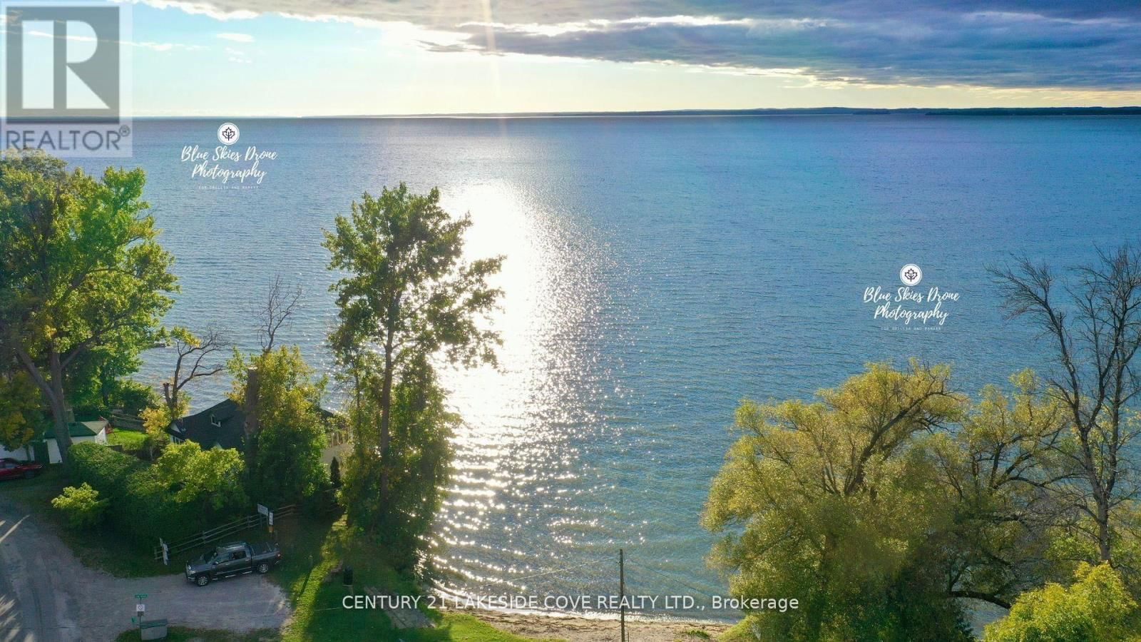 19 - 4 PARADISE BOULEVARD Image 32