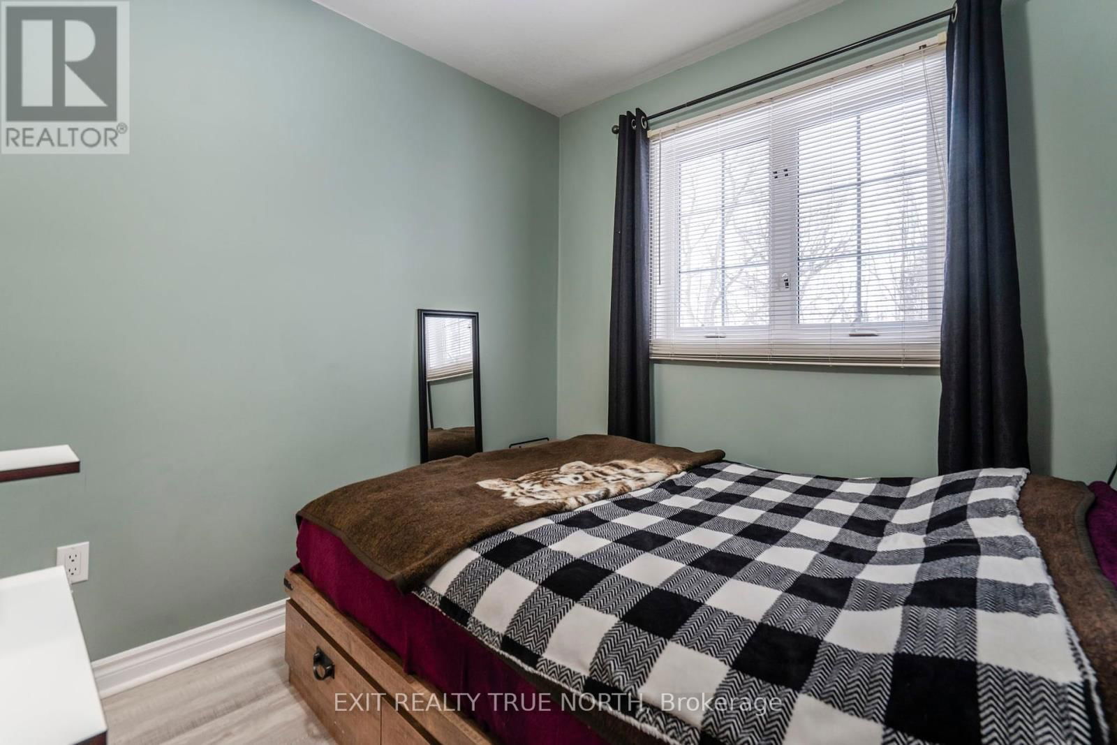 5 HEMLOCK AVENUE Image 15