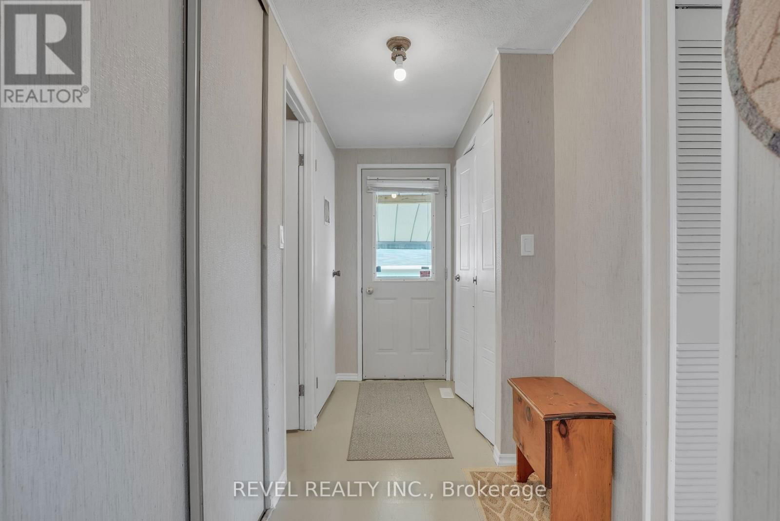 3 TAMARACK DRIVE Image 8