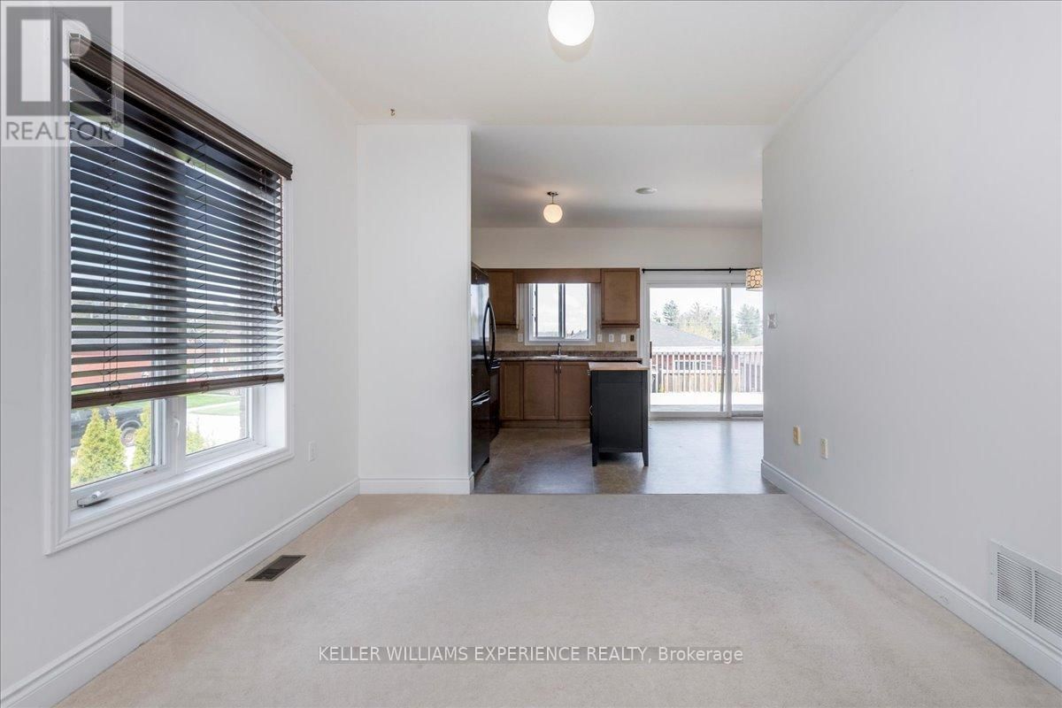 33 PRIMROSE CRESCENT Image 10