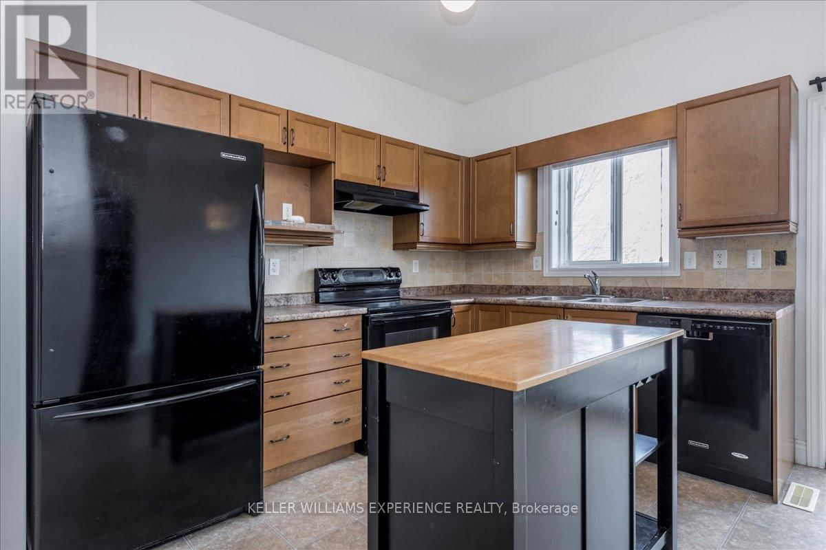 33 PRIMROSE CRESCENT Image 13