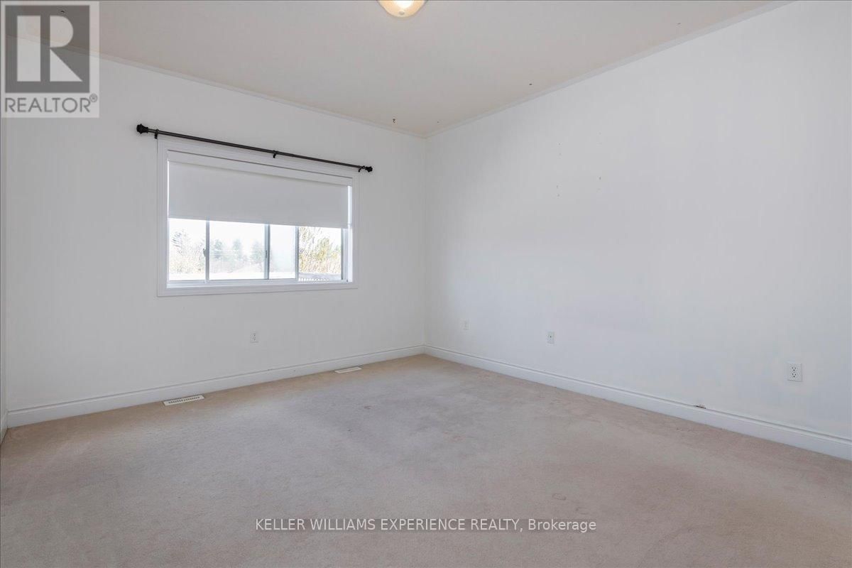 33 PRIMROSE CRESCENT Image 17
