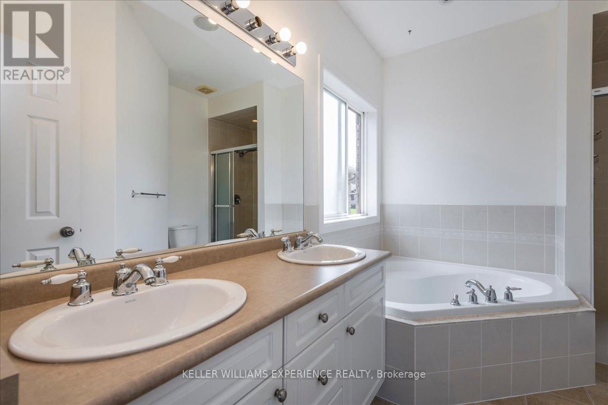 33 PRIMROSE CRESCENT Image 19