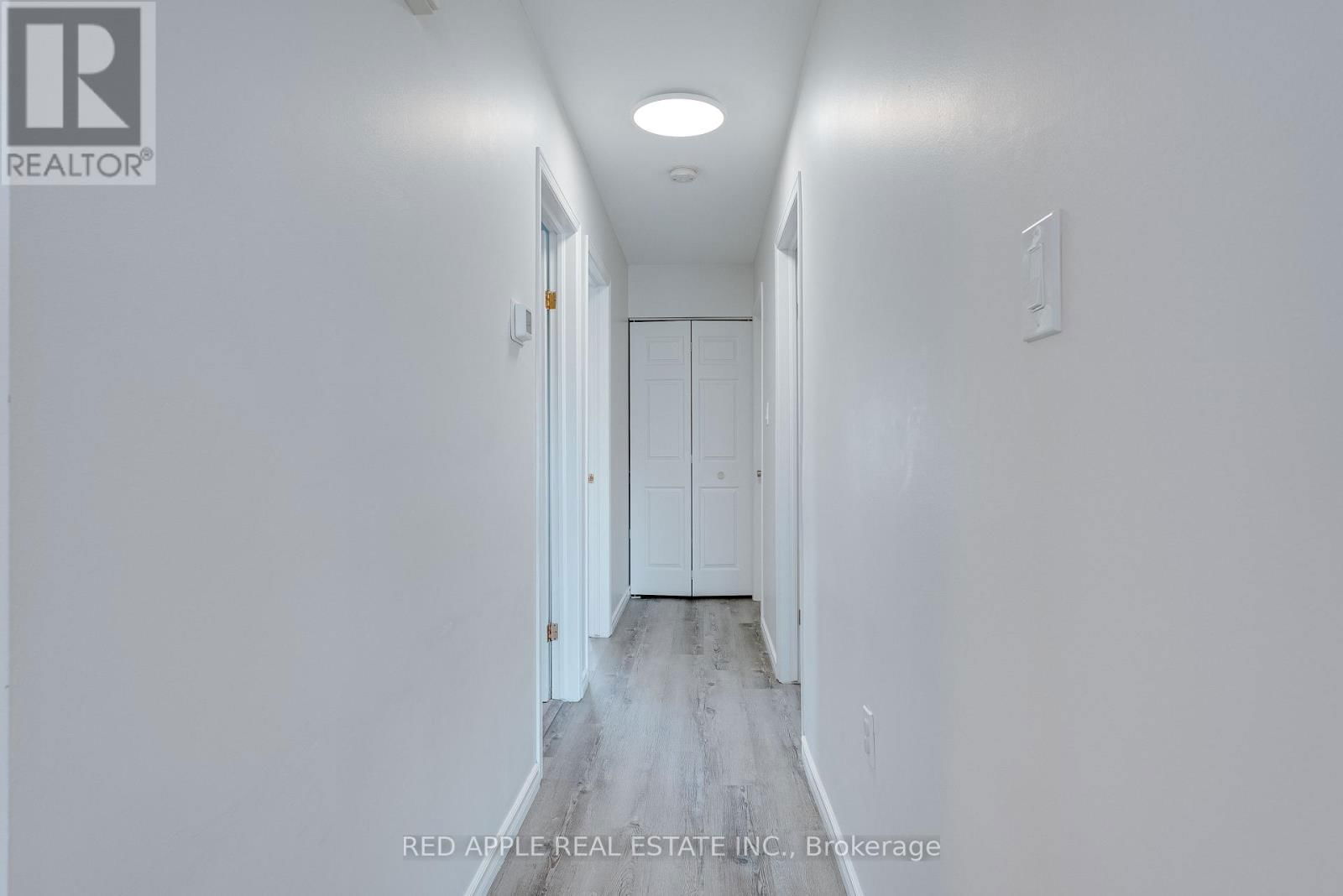 48 LOUISE LANE Image 12