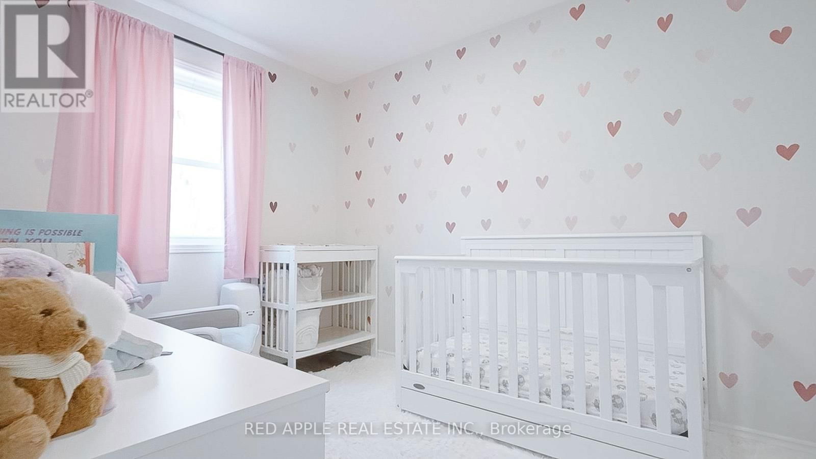 48 LOUISE LANE Image 14