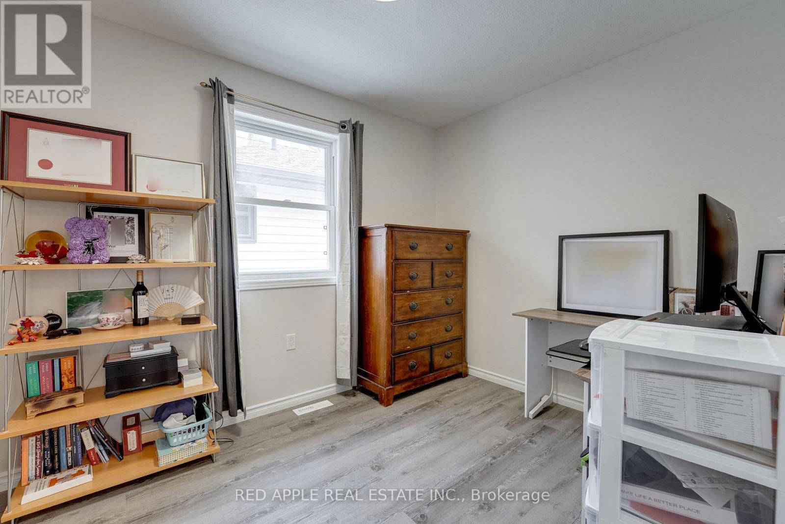 48 LOUISE LANE Image 15