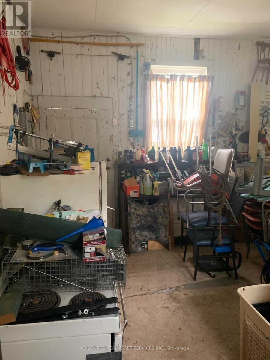 3520 BENNETT AVENUE Image 11