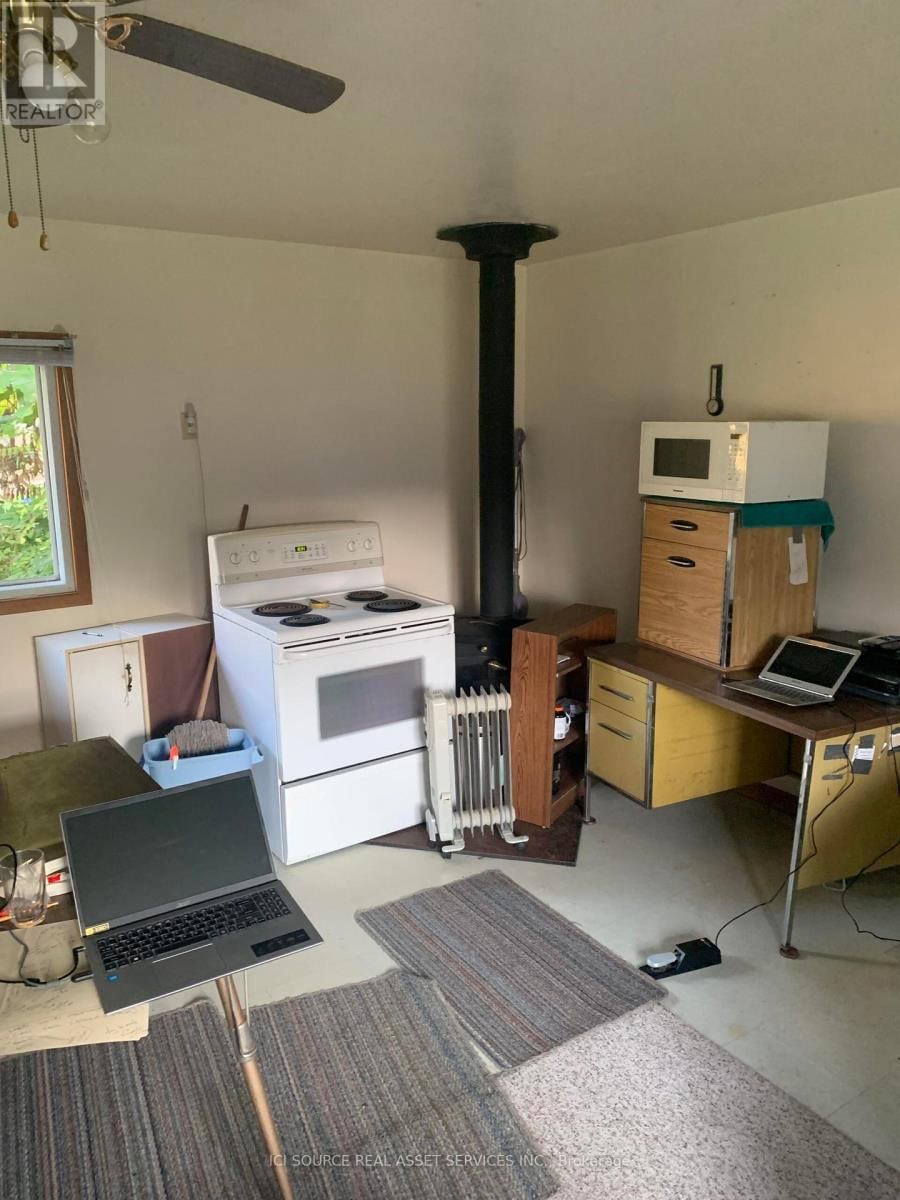 3520 BENNETT AVENUE Image 7
