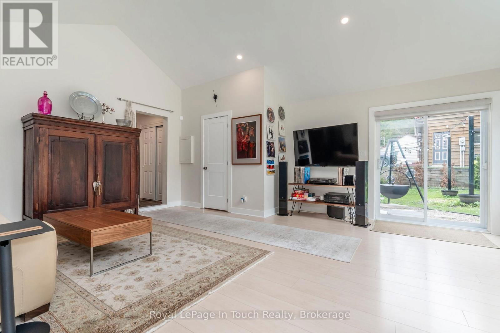 83 KING ROAD Image 11