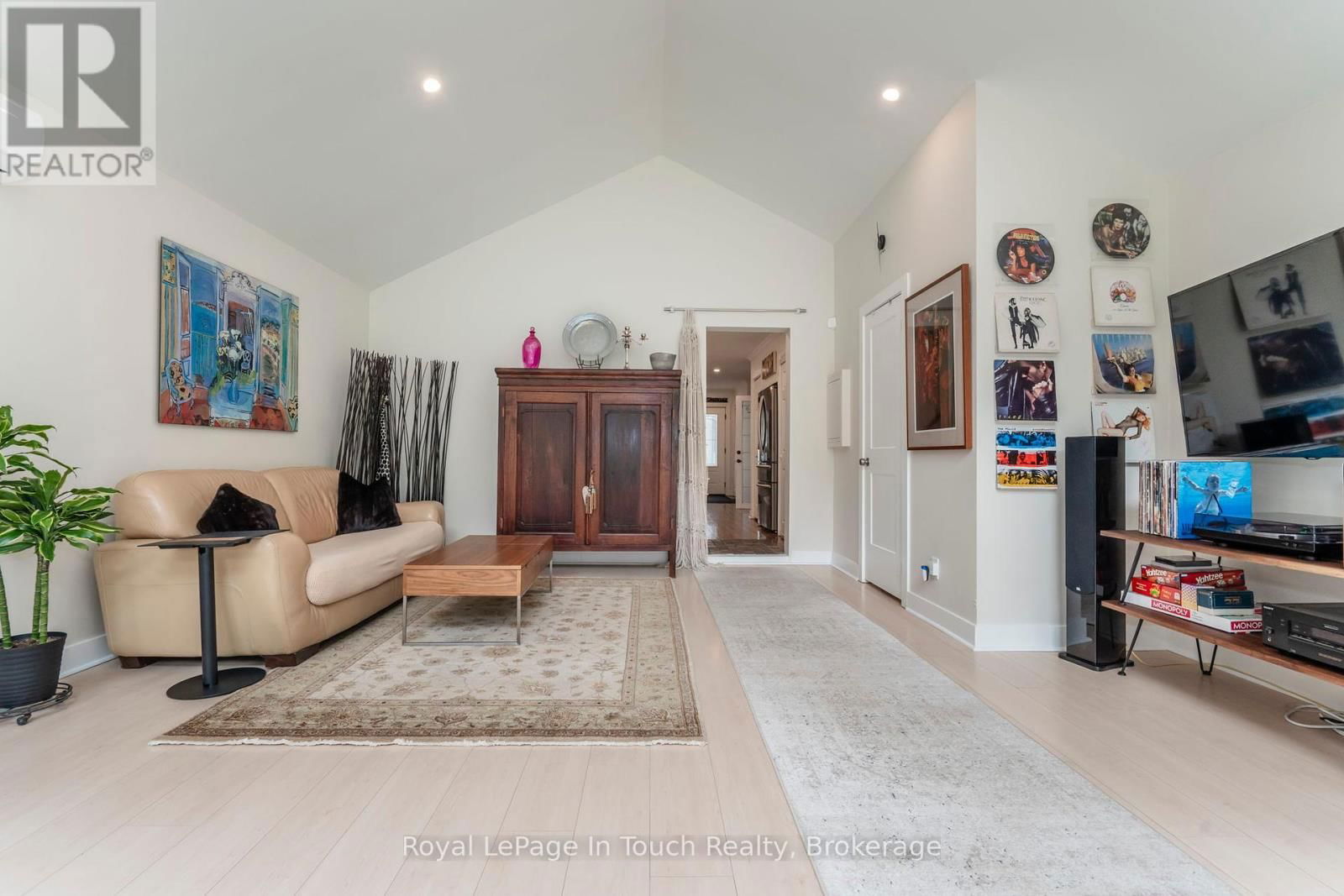 83 KING ROAD Image 12