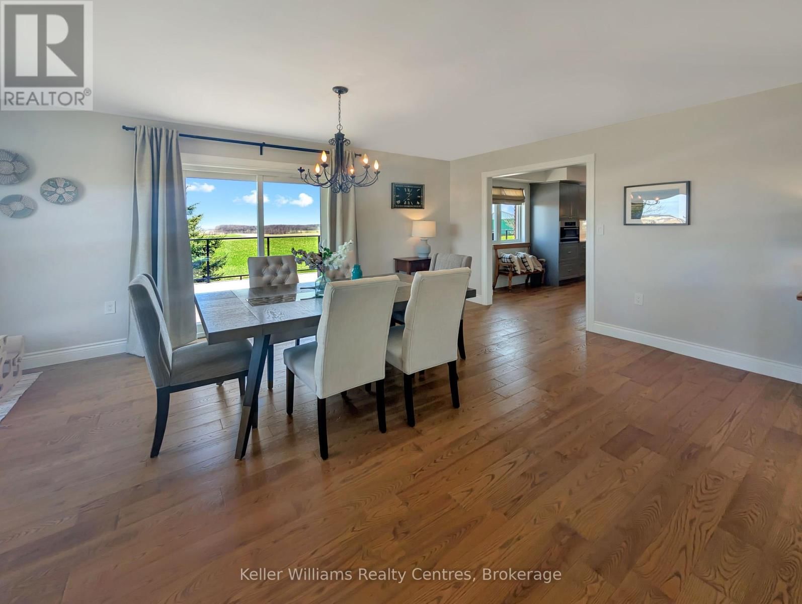 2219 COUNTY RD 42 Image 18