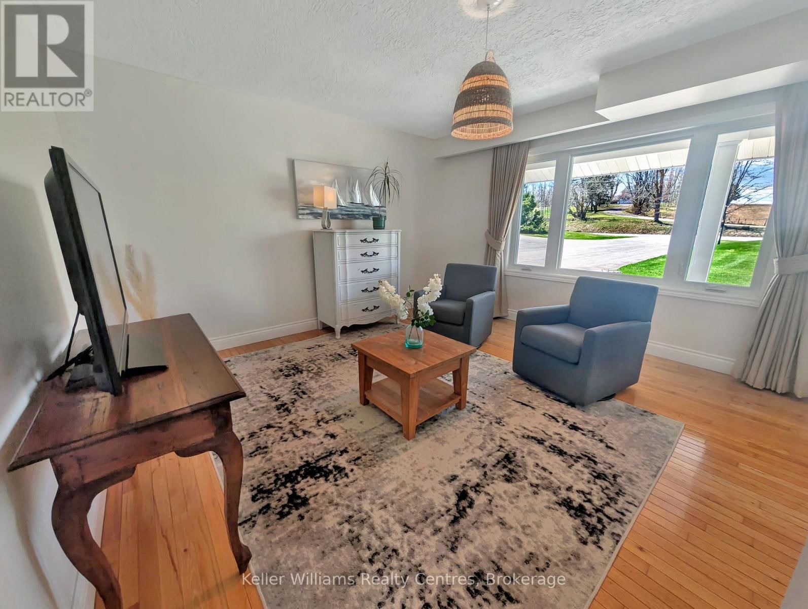 2219 COUNTY RD 42 Image 22