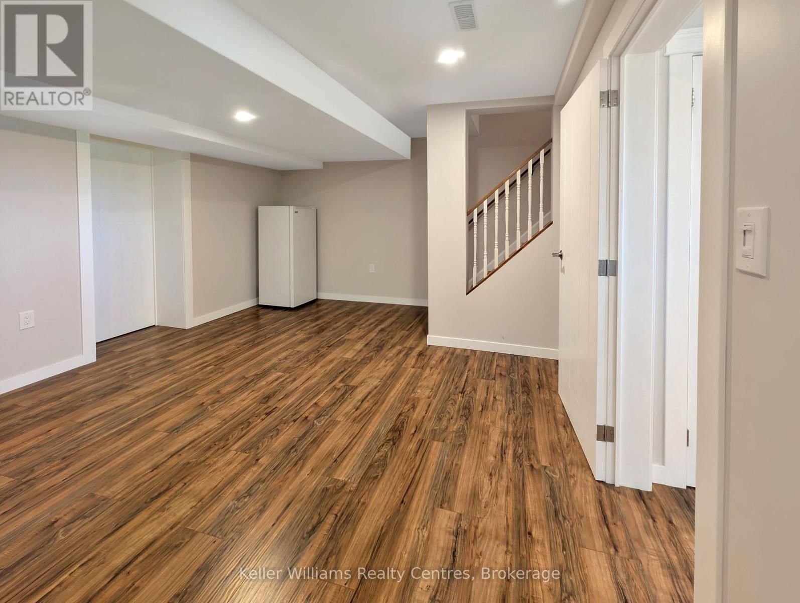 2219 COUNTY RD 42 Image 37