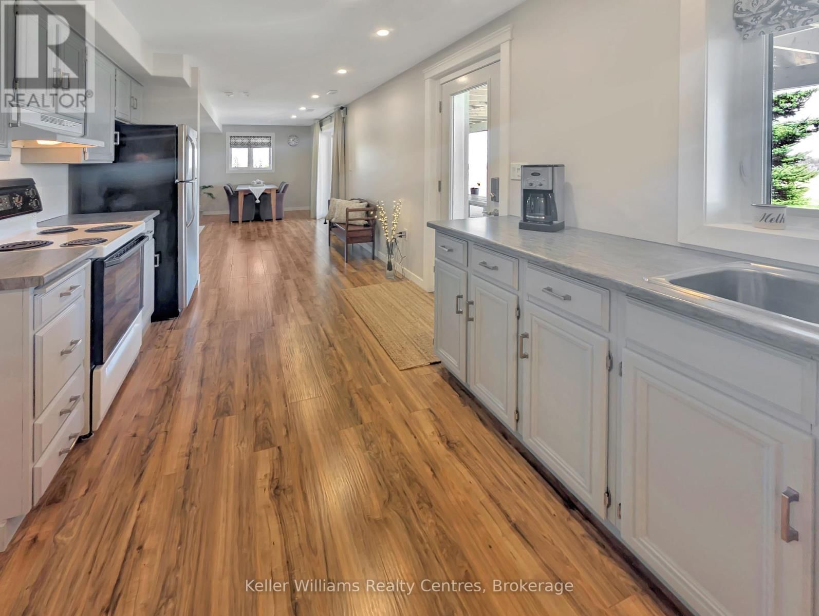 2219 COUNTY RD 42 Image 38
