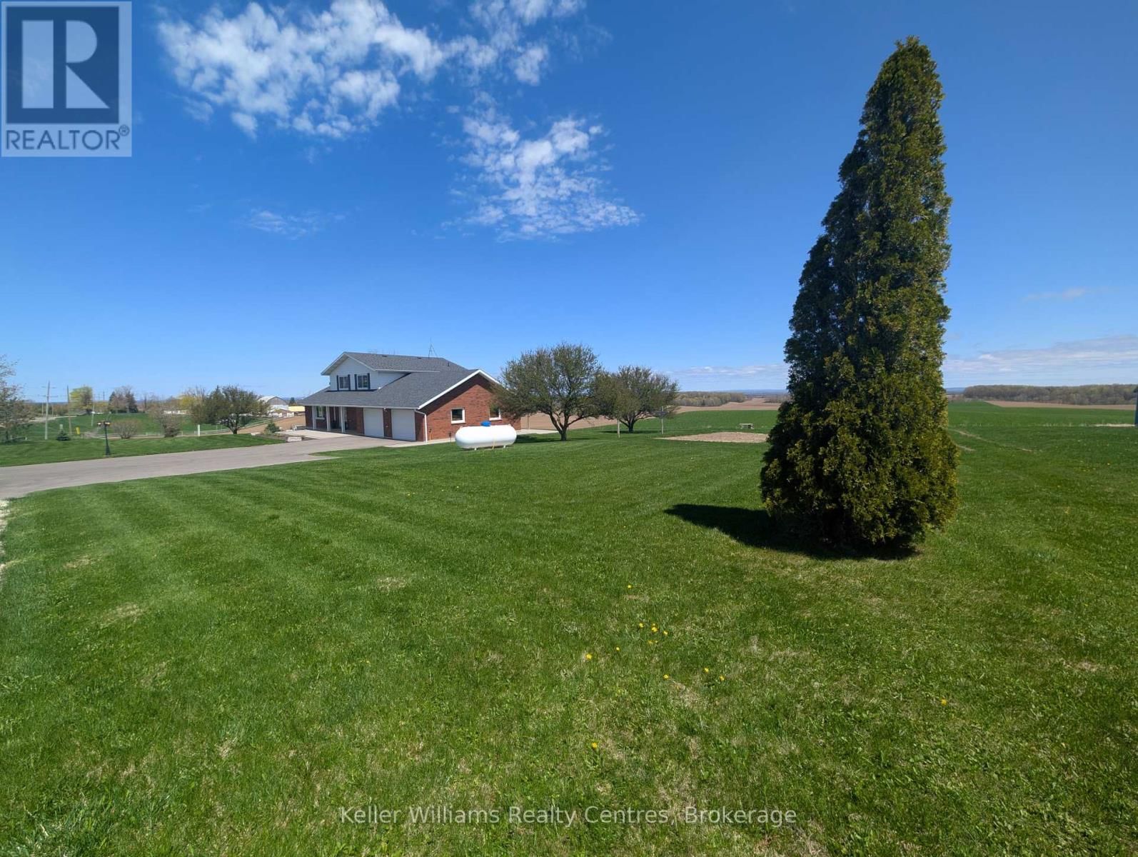 2219 COUNTY RD 42 Image 46