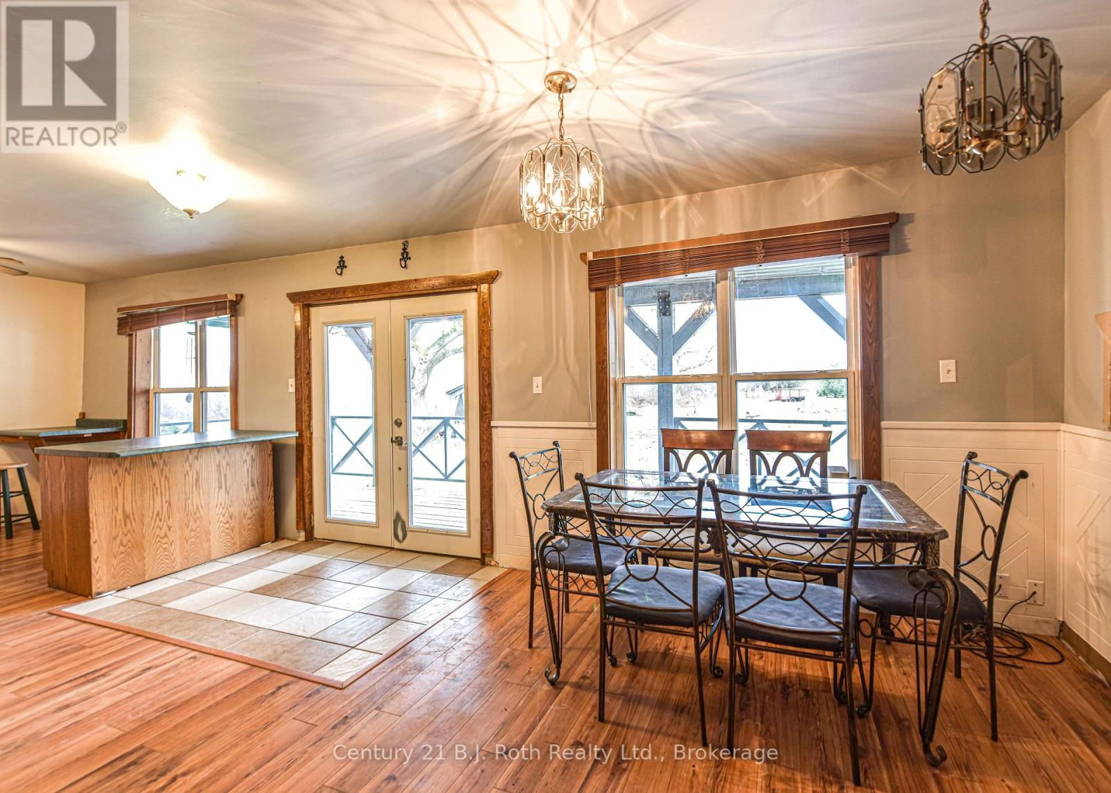 5135 SIDEROAD 25 Image 24