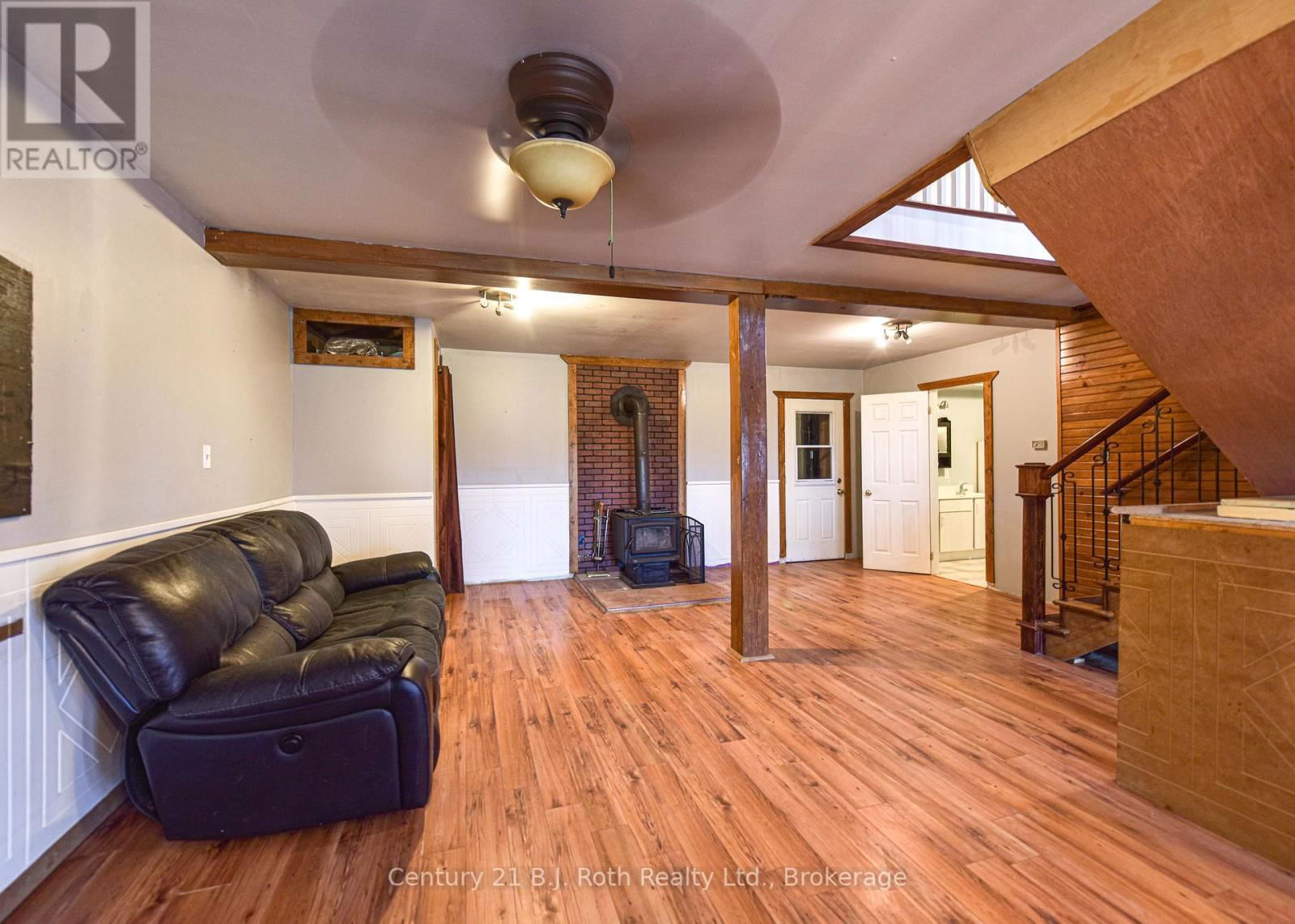 5135 SIDEROAD 25 Image 29