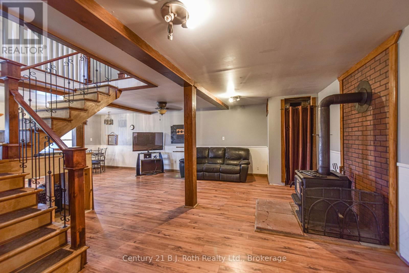 5135 SIDEROAD 25 Image 31