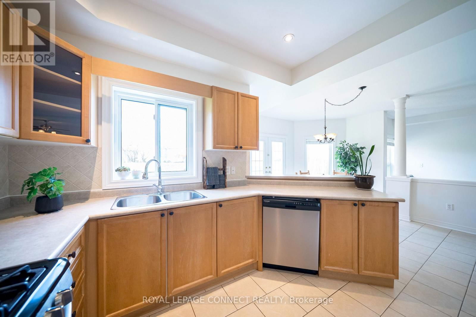 32 PRINCE GEORGE CRESCENT Image 19
