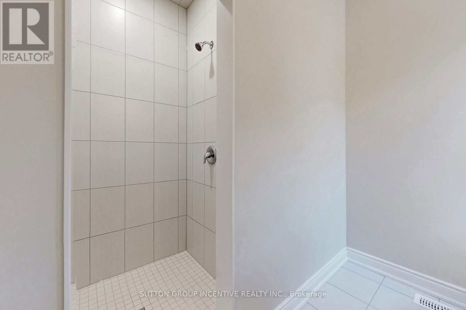 2968 MONARCH DRIVE Image 16