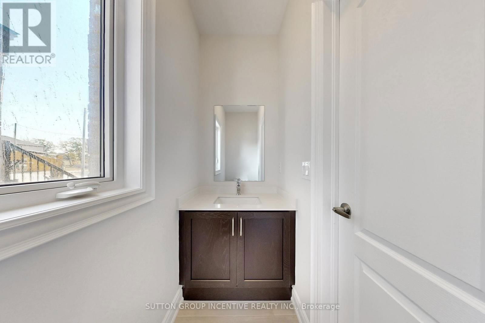 2968 MONARCH DRIVE Image 23