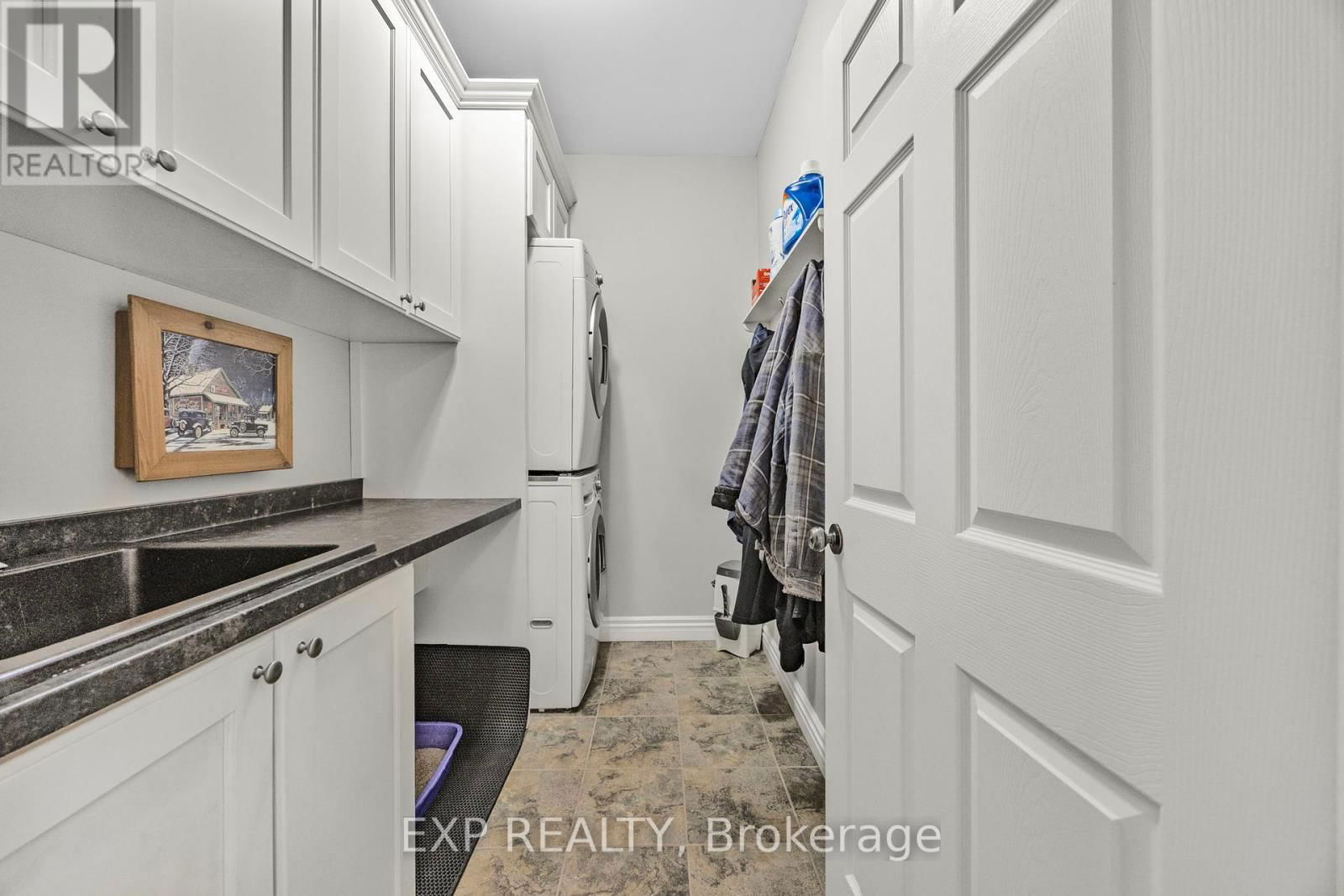 2020 5 LINE NORTH Image 25