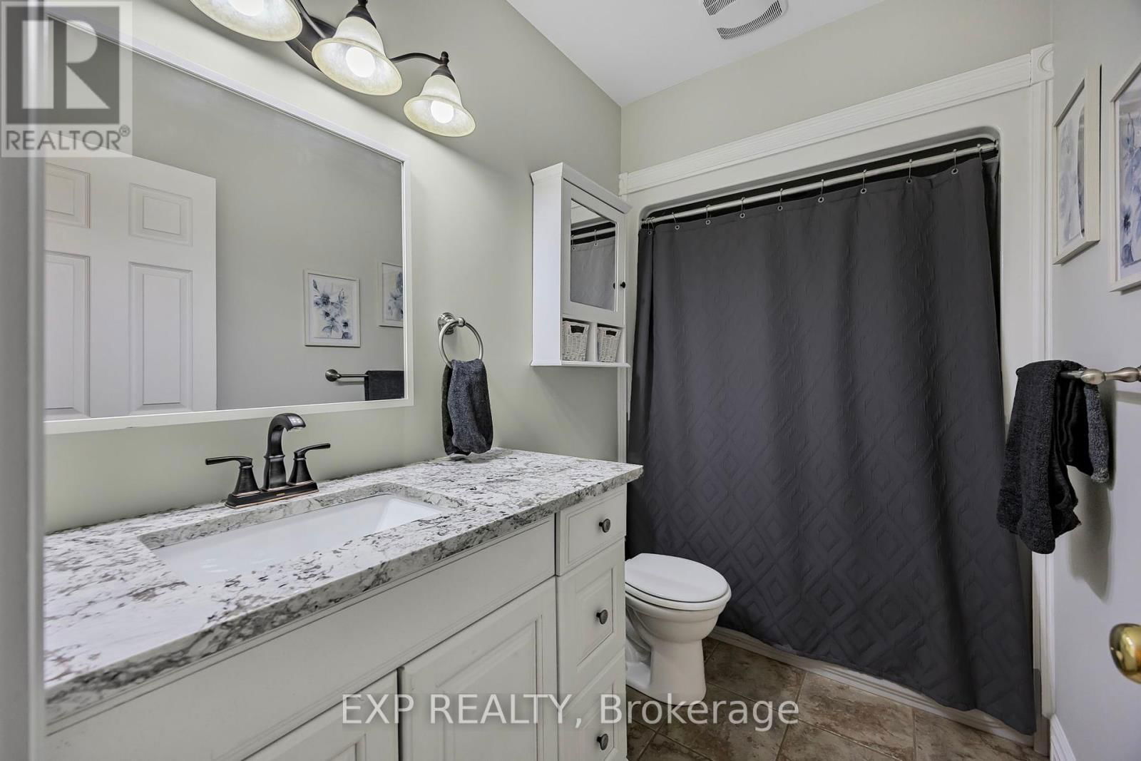 2020 5 LINE NORTH Image 37