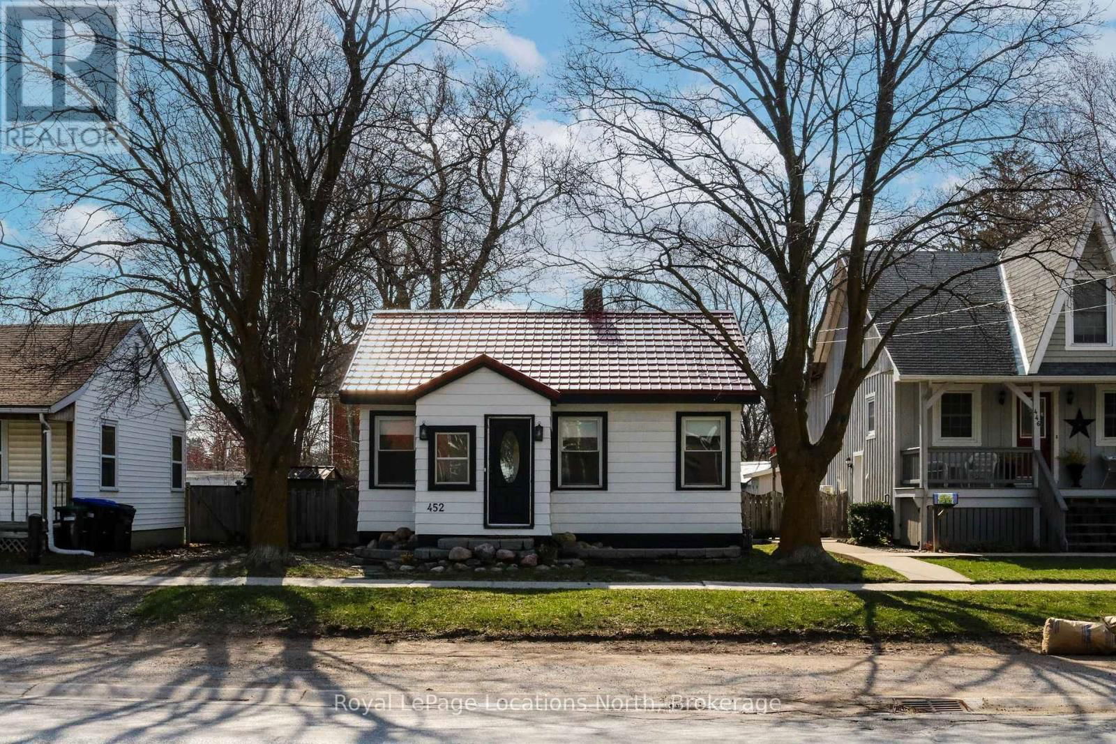 452 HURONTARIO STREET Image 4