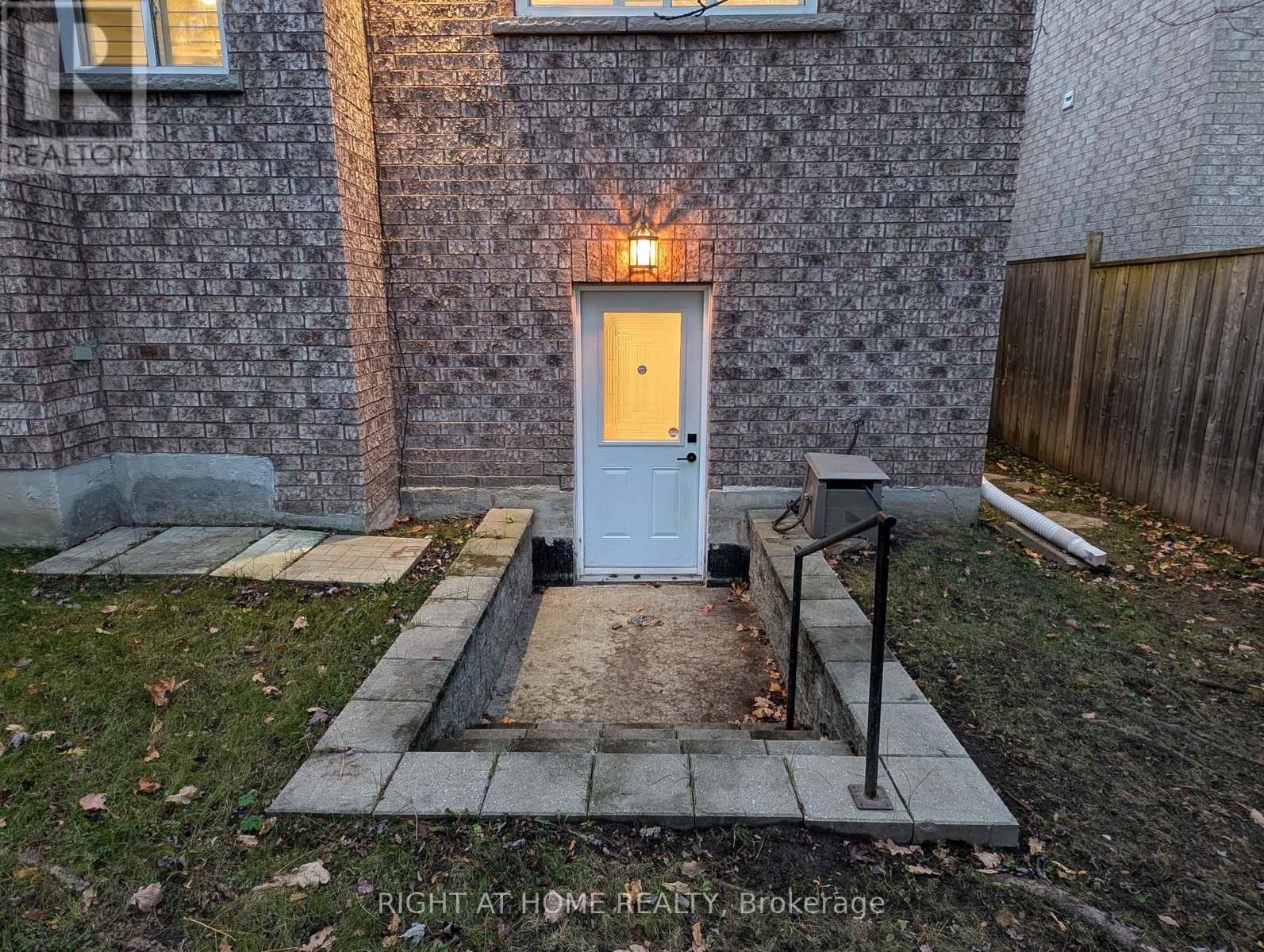 16 IMPERIAL CROWN LANE Image 34