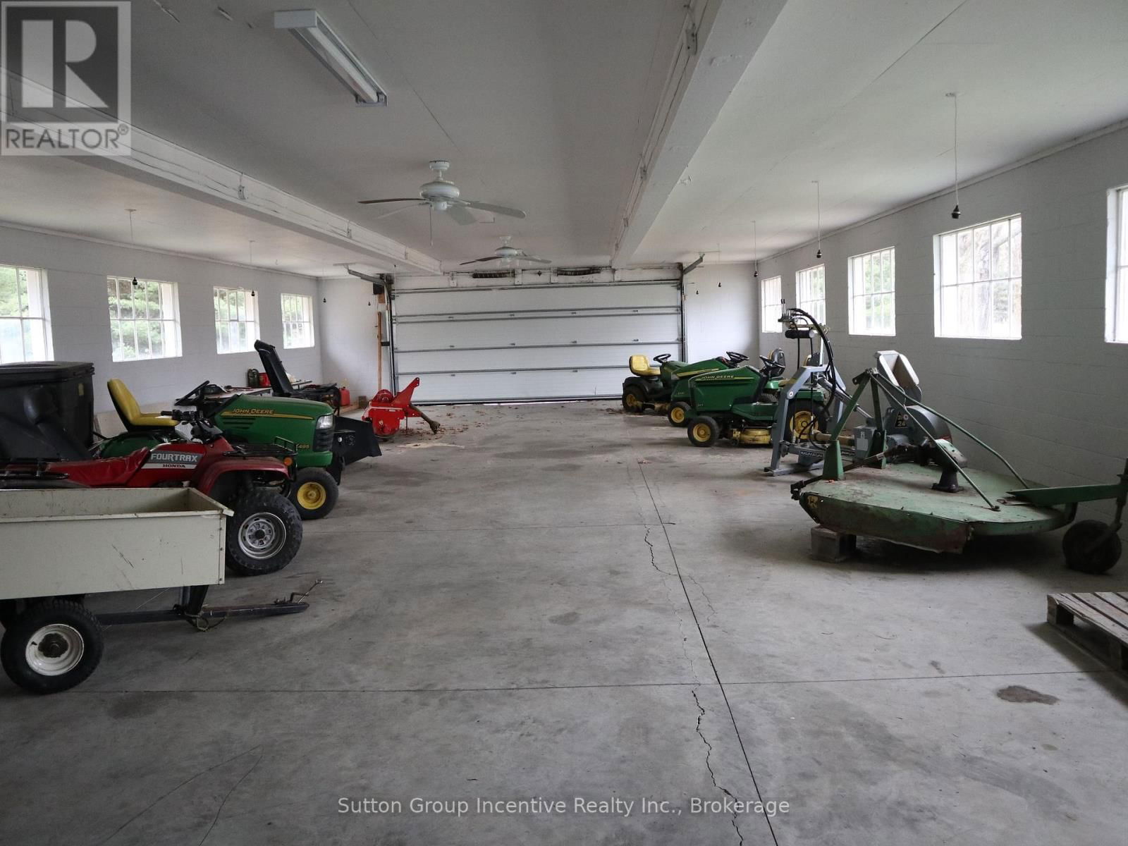 4361 12 HIGHWAY SOUTH Image 9
