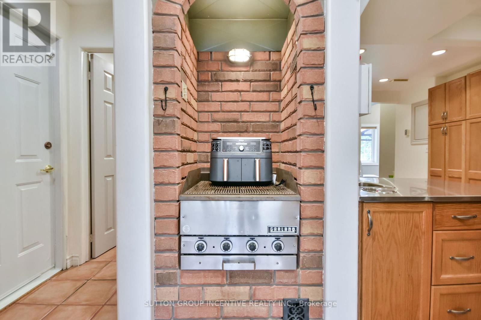 287 EDGEHILL DRIVE Image 30