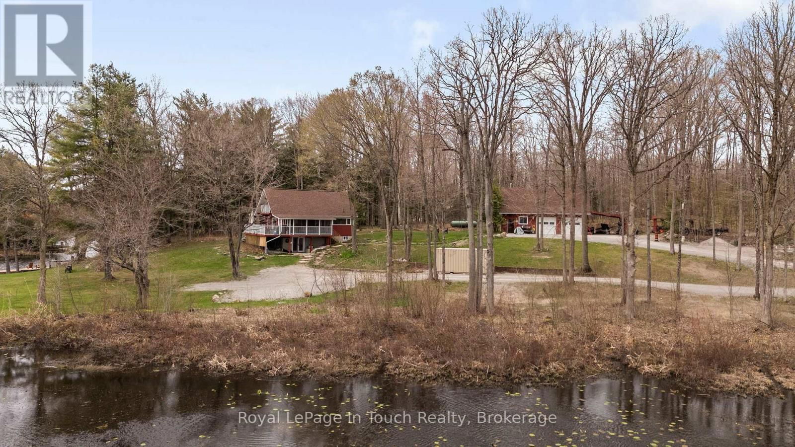 1472 OTTER POINT ROAD Image 11