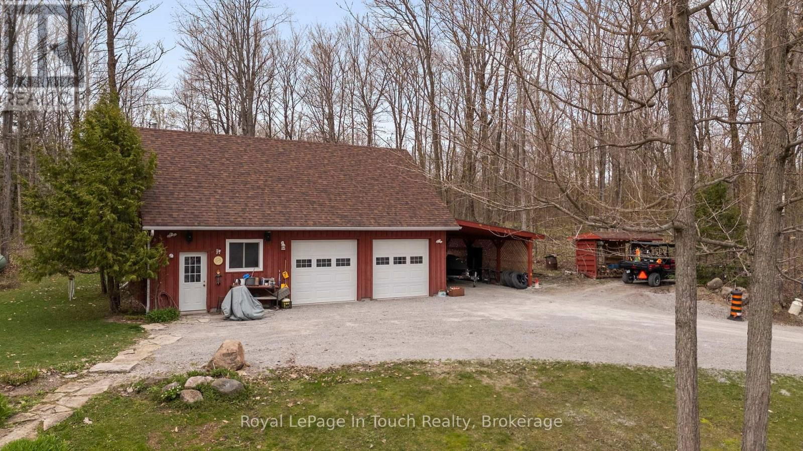 1472 OTTER POINT ROAD Image 12