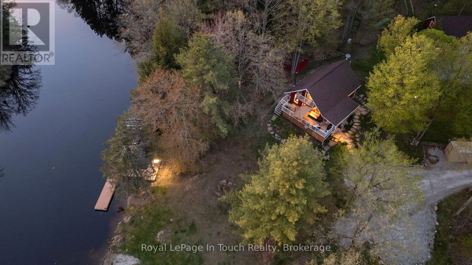 1472 OTTER POINT ROAD Image 2