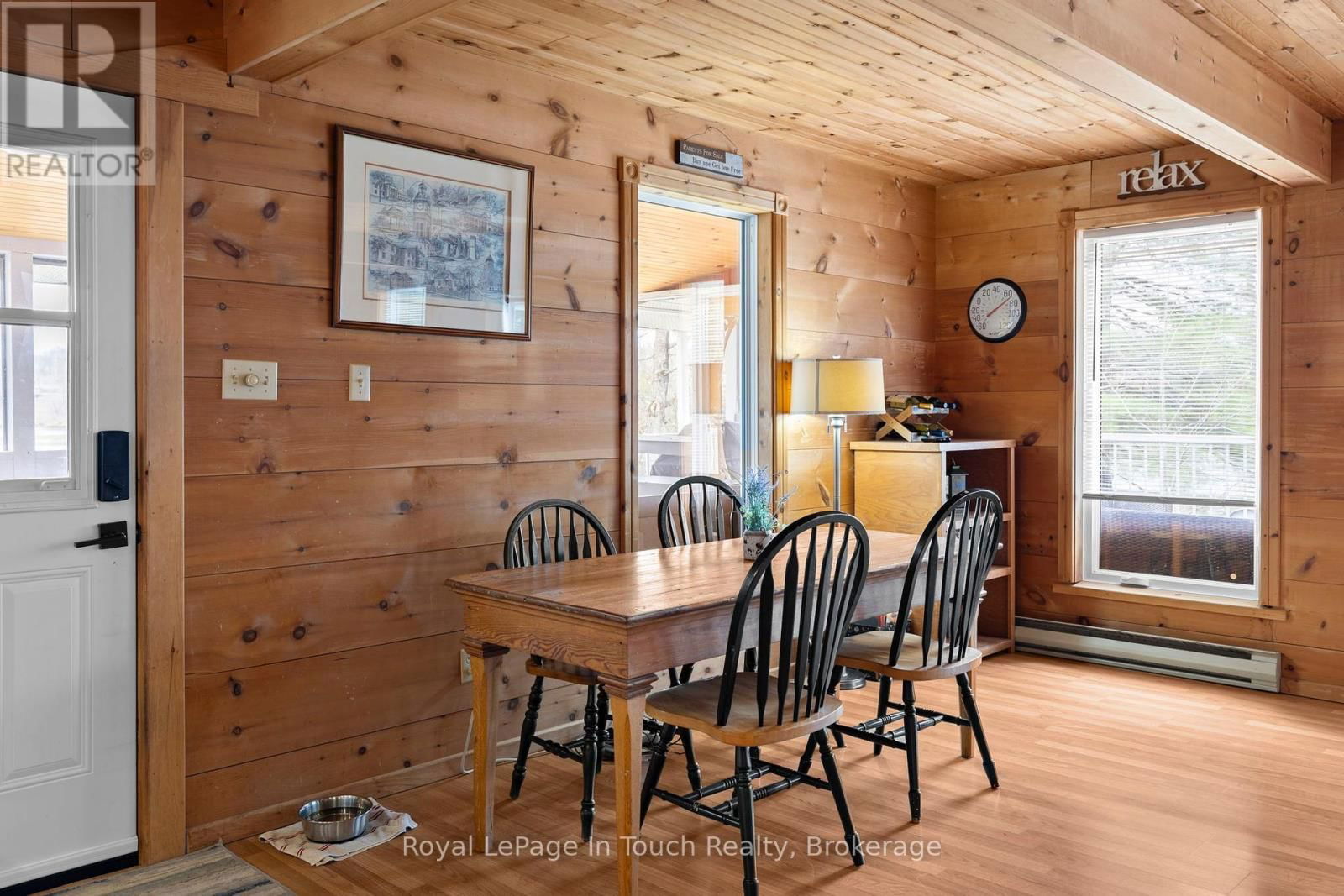 1472 OTTER POINT ROAD Image 22