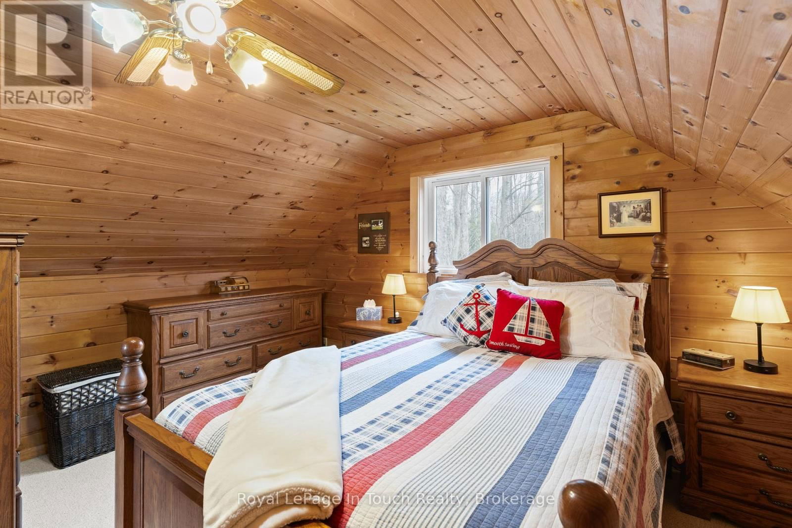 1472 OTTER POINT ROAD Image 36