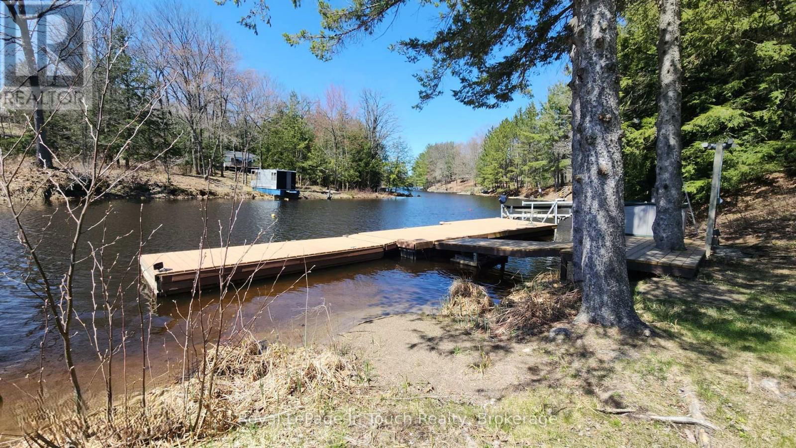 1472 OTTER POINT ROAD Image 47