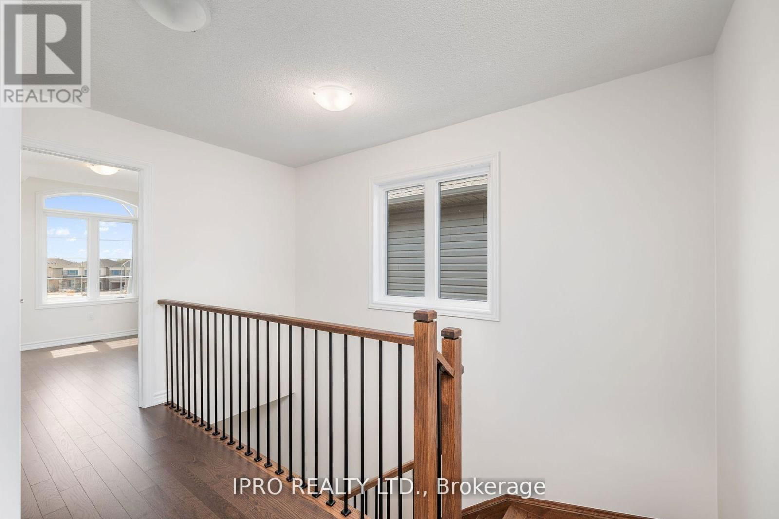 11 PHOENIX BOULEVARD Image 16