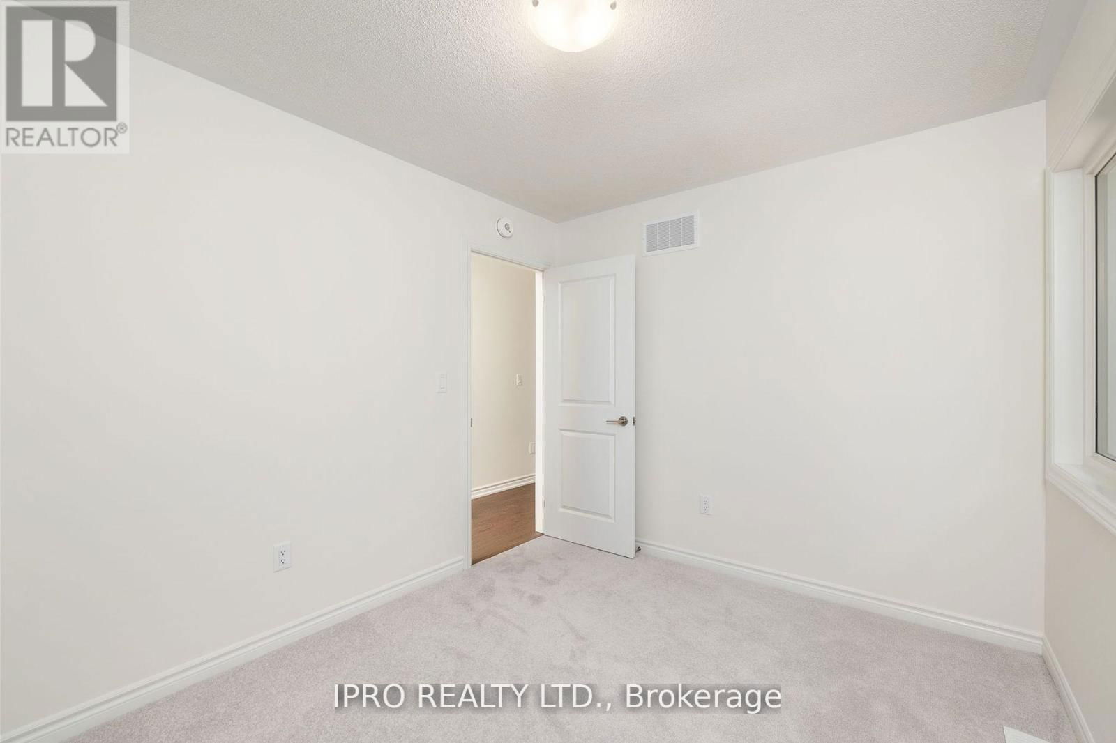 11 PHOENIX BOULEVARD Image 21