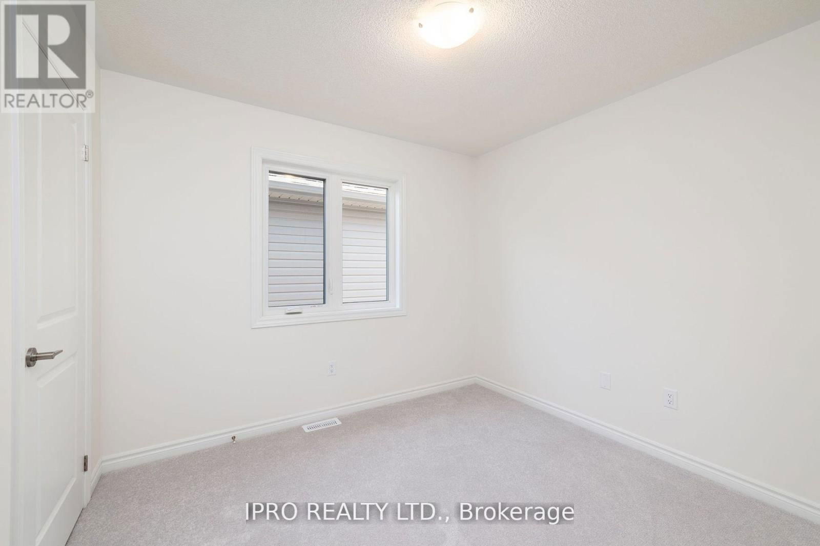 11 PHOENIX BOULEVARD Image 25