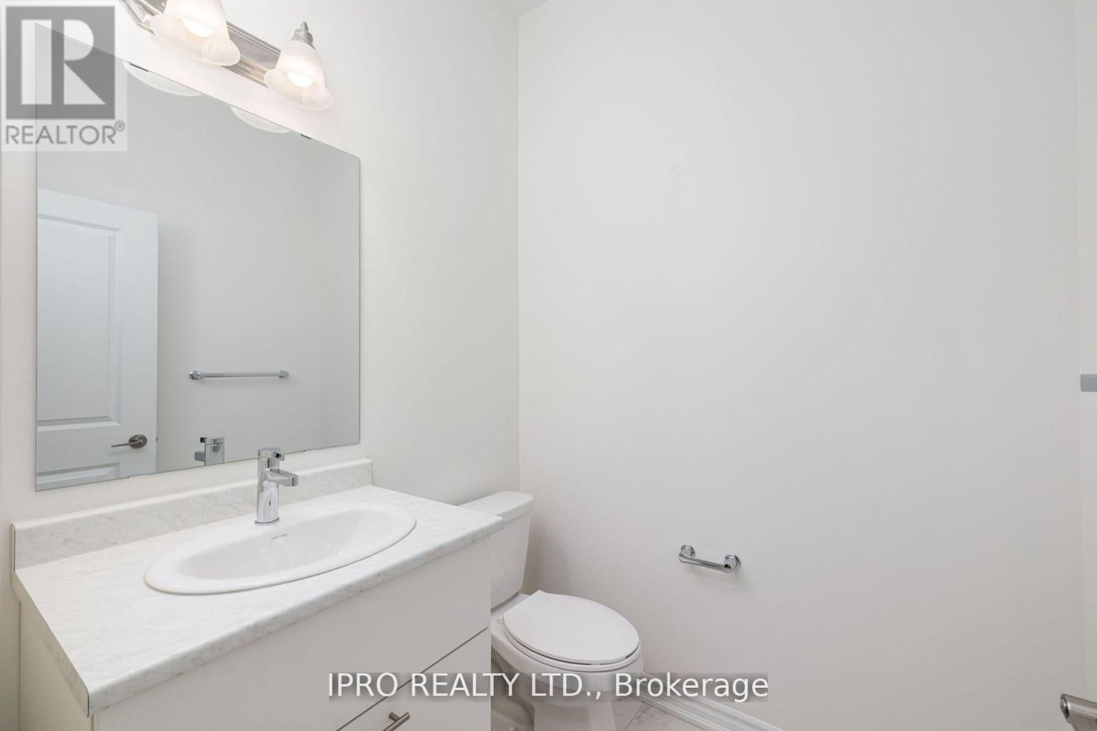 11 PHOENIX BOULEVARD Image 28