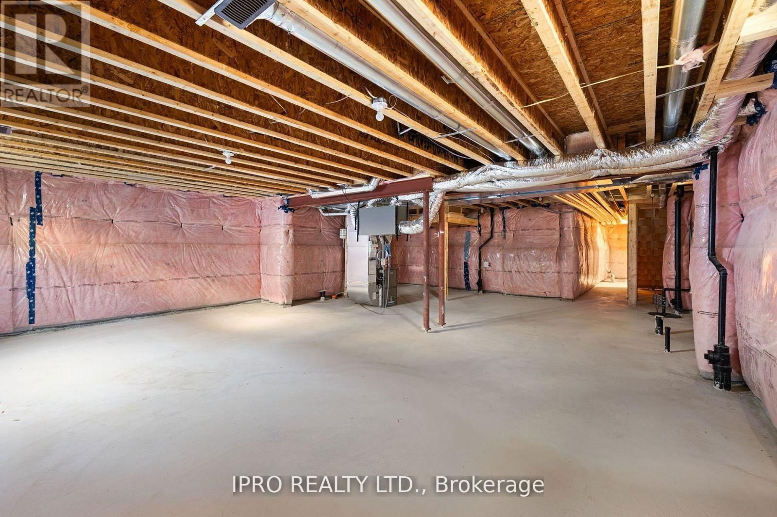 11 PHOENIX BOULEVARD Image 33