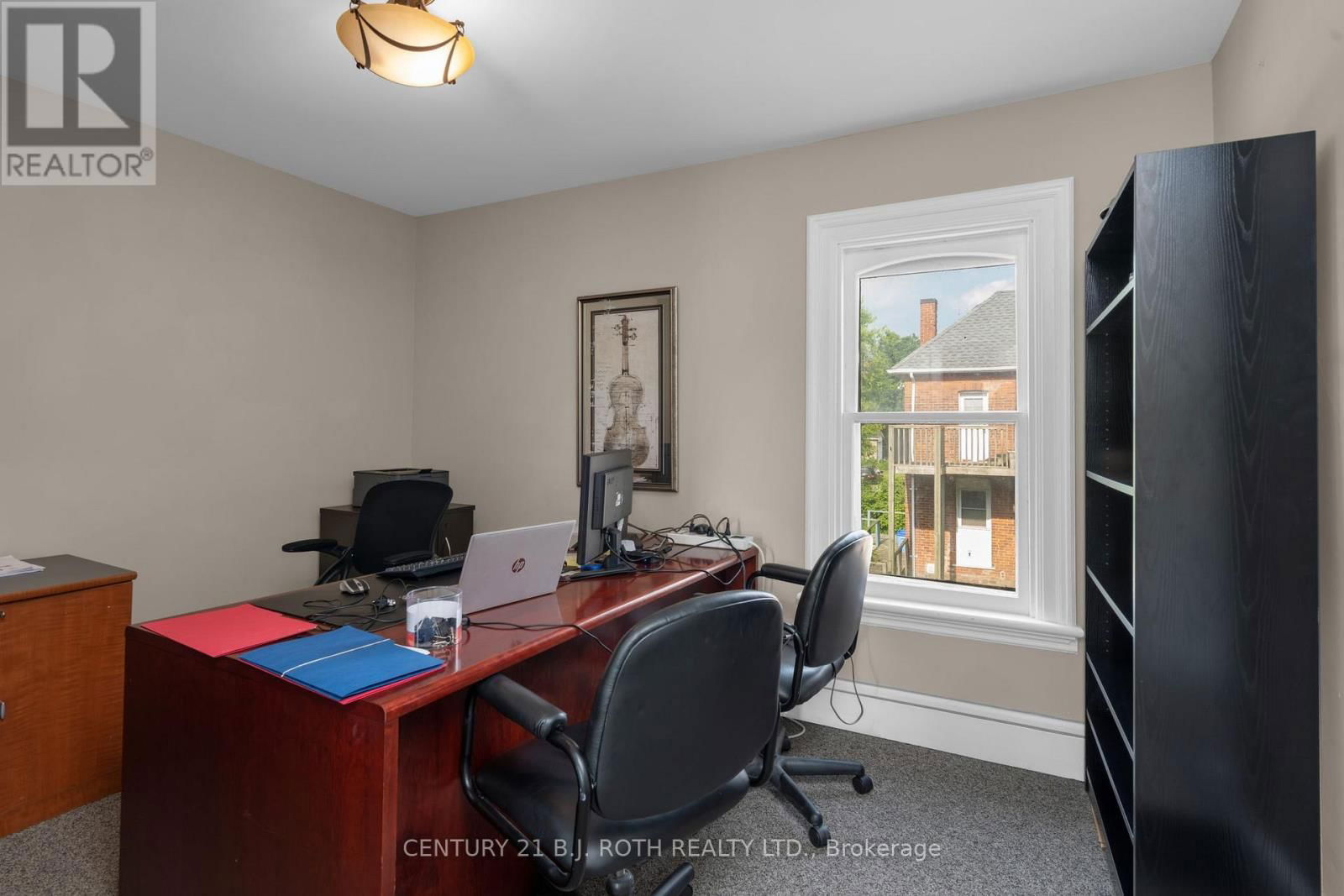 80 WORSLEY STREET Image 10