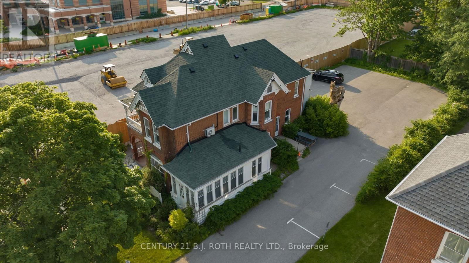 80 WORSLEY STREET Image 3