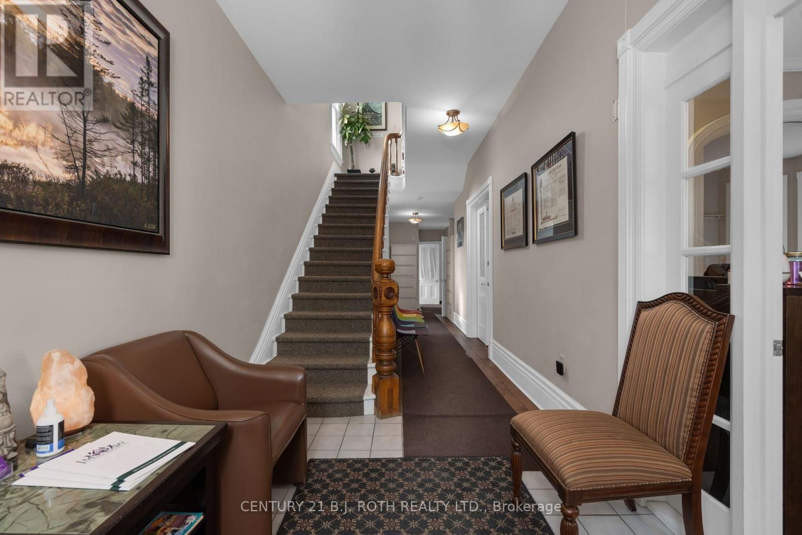 80 WORSLEY STREET Image 5