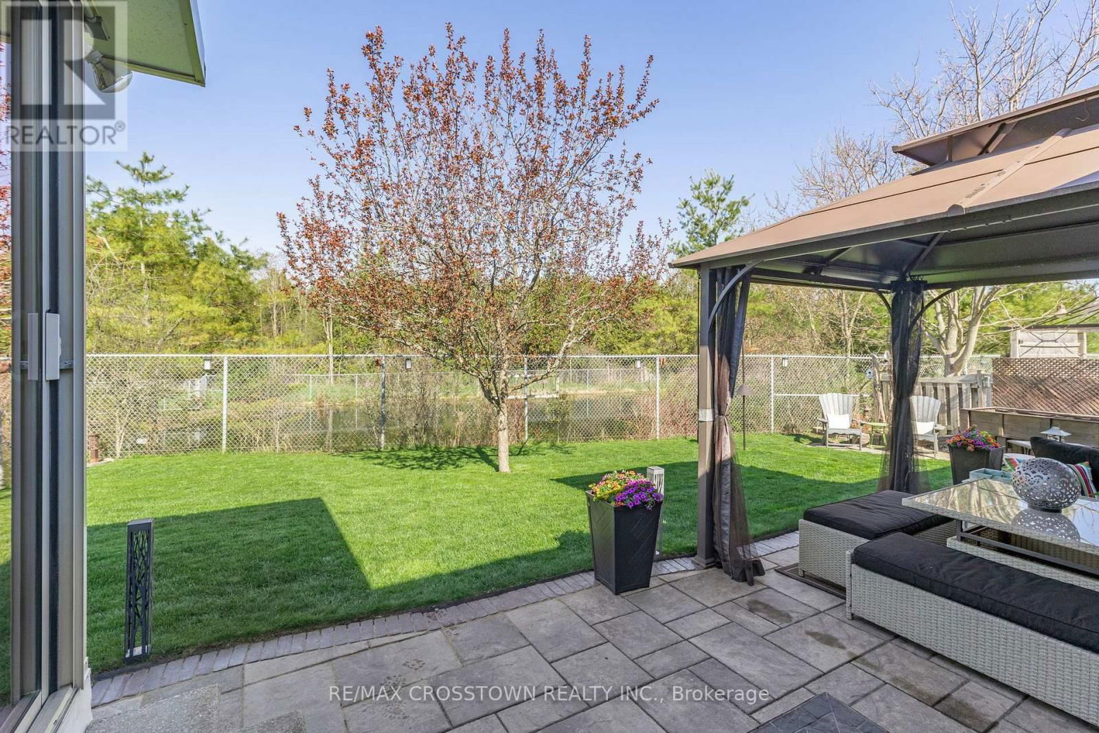 40 COUNTRY LANE Image 40