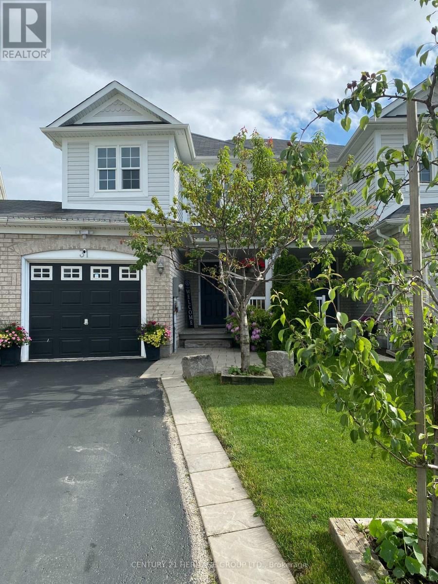 31 LANCASTER COURT Image 1