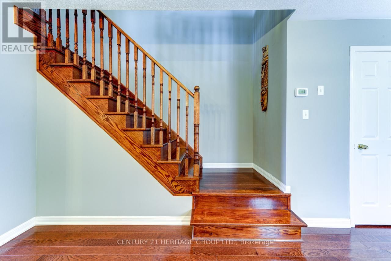 31 LANCASTER COURT Image 13