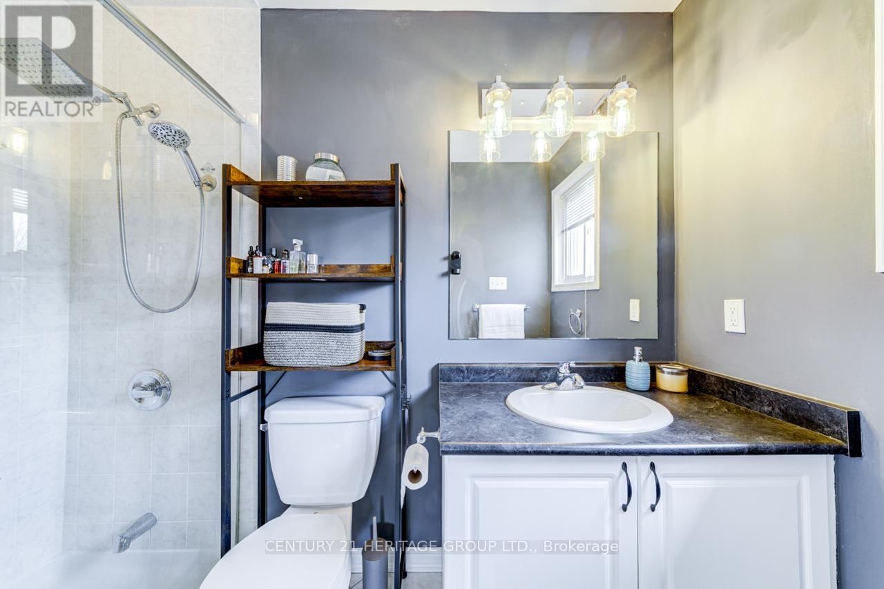 31 LANCASTER COURT Image 17